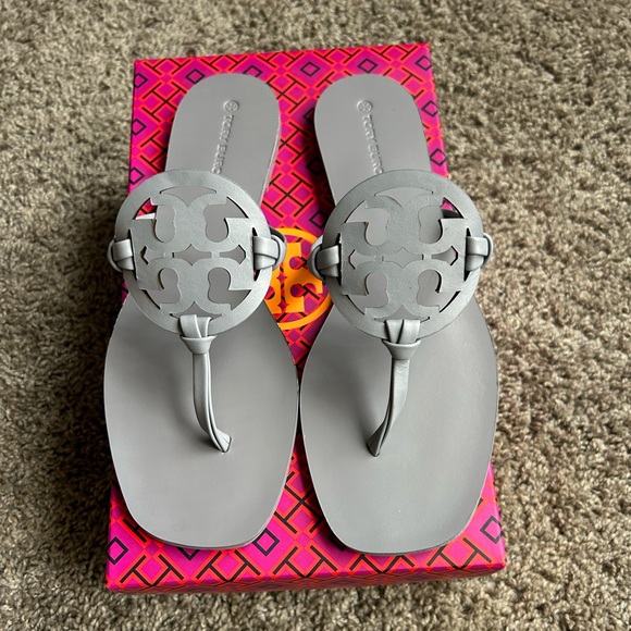 NIB Miller Square Toe Sandals, Size 8.5 - Picture 1 of 4
